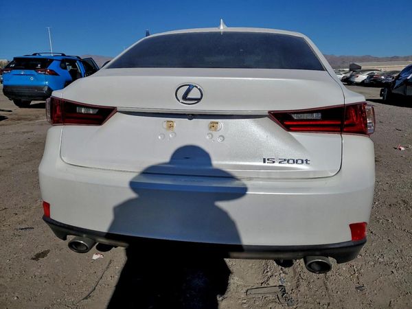 2016 LEXUS IS 200t