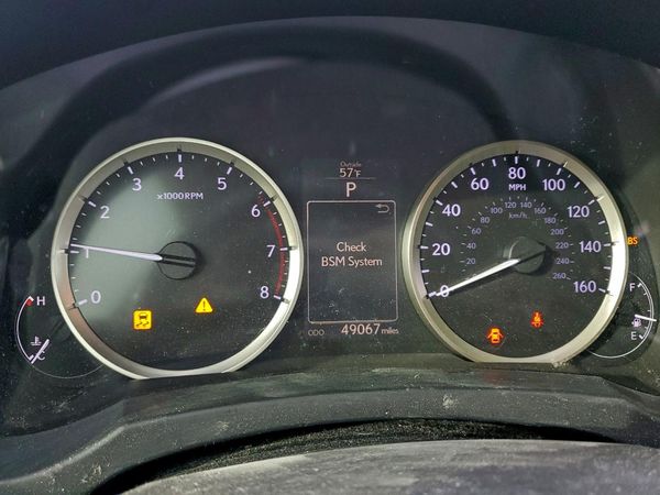 2016 LEXUS IS 200t