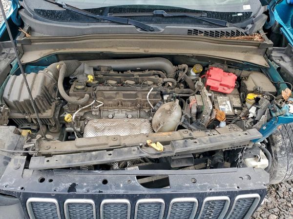 2021 JEEP RENEGADE LATITUDE 4X2