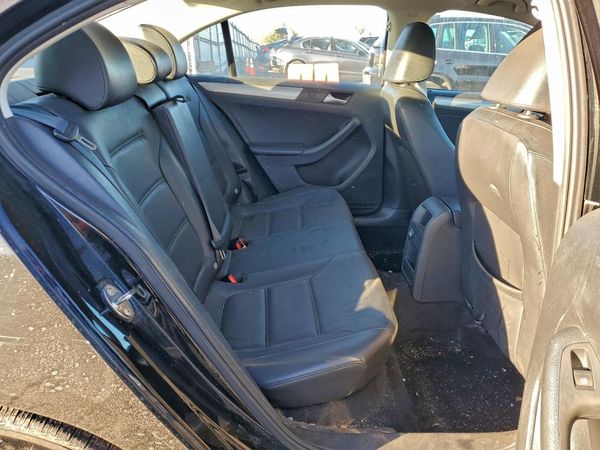 2017 VOLKSWAGEN JETTA