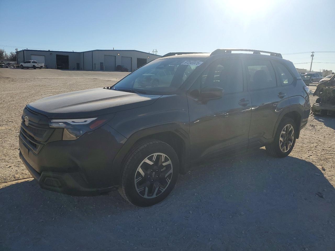 2025 SUBARU FORESTER Base Plus