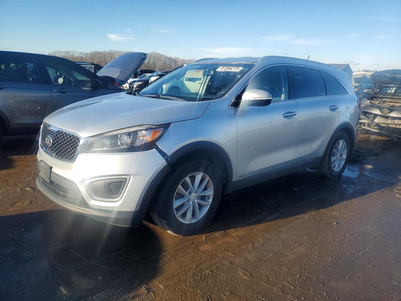 2017 KIA SORENTO L, LX