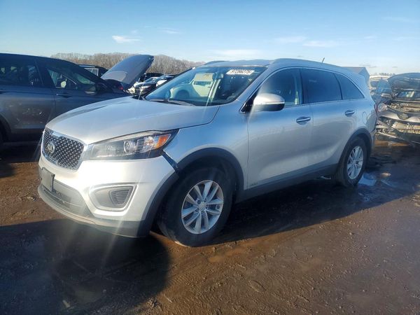 2017 KIA SORENTO L, LX