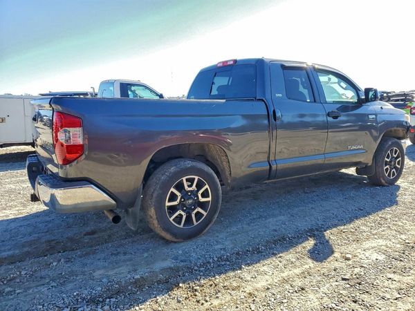 2015 TOYOTA TUNDRA SR5 Grade