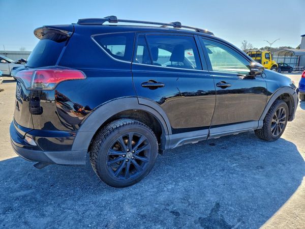 2018 TOYOTA RAV4 Adventure/XLE