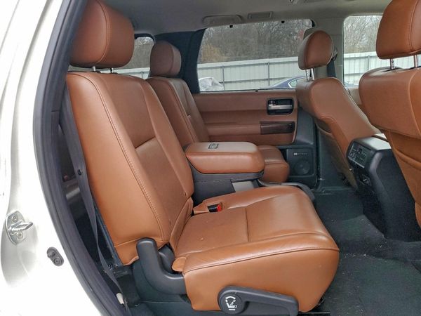 2015 TOYOTA SEQUOIA