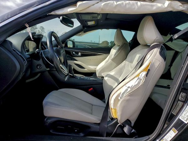 2017 INFINITI Q60