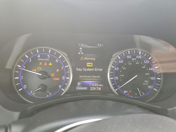 2017 INFINITI Q60