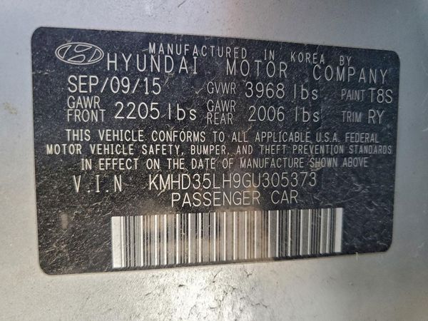 2016 HYUNDAI ELANTRA
