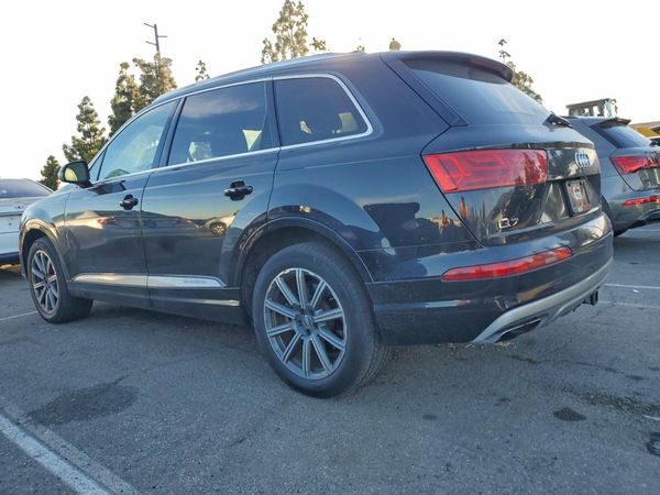 2017 AUDI Q7 quattro Premium Plus
