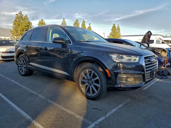 2017 AUDI Q7 quattro Premium Plus
