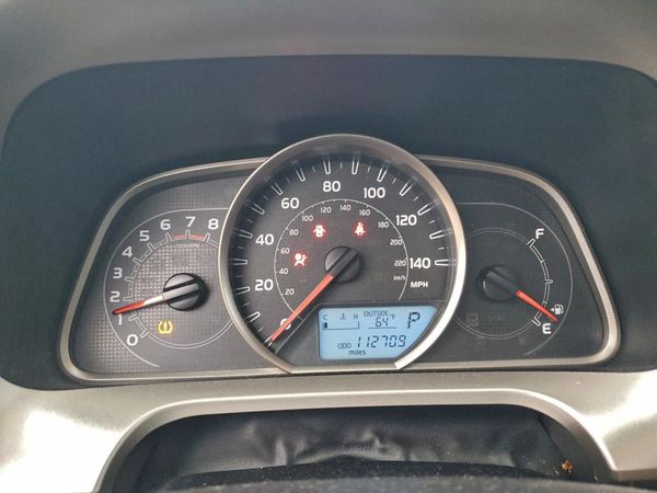 2015 TOYOTA RAV4 XLE (M Grade)