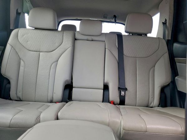2020 HYUNDAI PALISADE SEL w/ Premium Pkg — SUVN