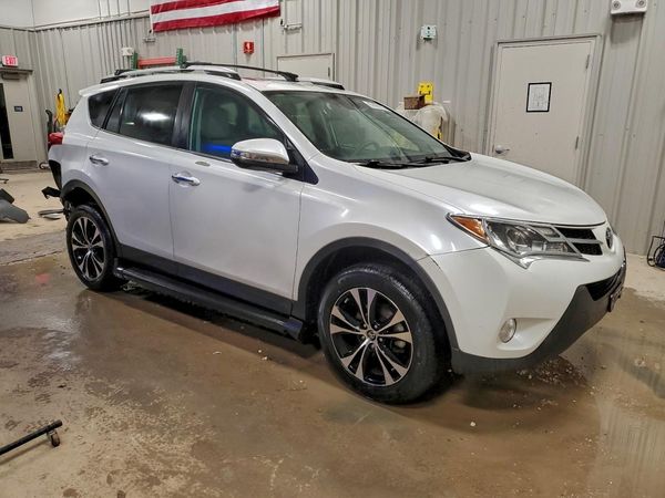 2015 TOYOTA RAV4