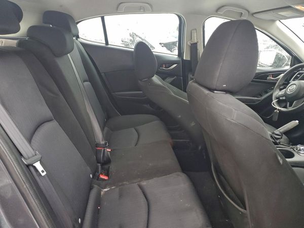 2015 MAZDA 3