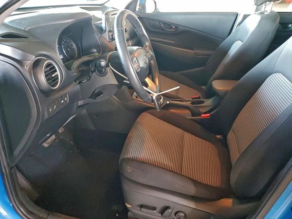 2018 HYUNDAI KONA SEL with Tech Pkg