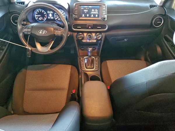 2018 HYUNDAI KONA SEL with Tech Pkg