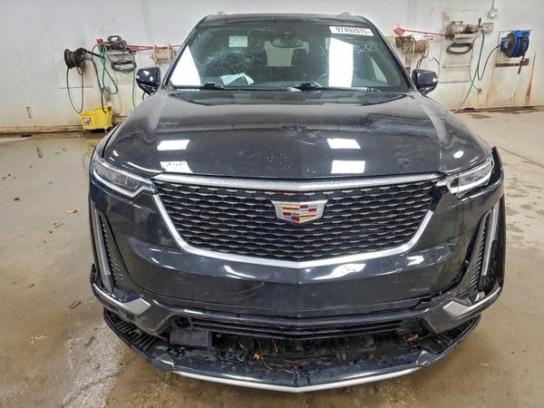 2022 CADILLAC XT6
