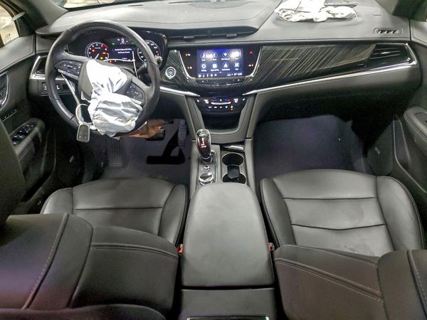 2022 CADILLAC XT6