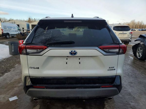 2021 TOYOTA RAV4