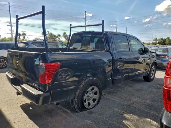 2019 NISSAN TITAN