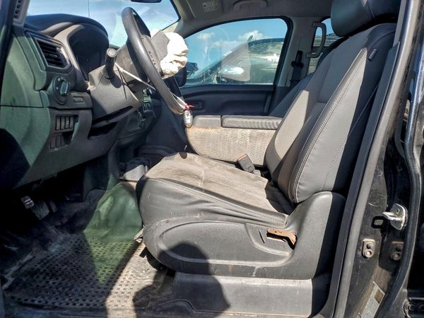 2019 NISSAN TITAN