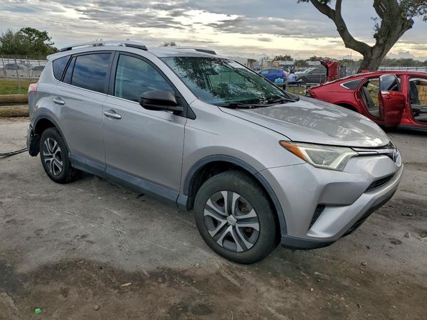 2016 TOYOTA RAV4