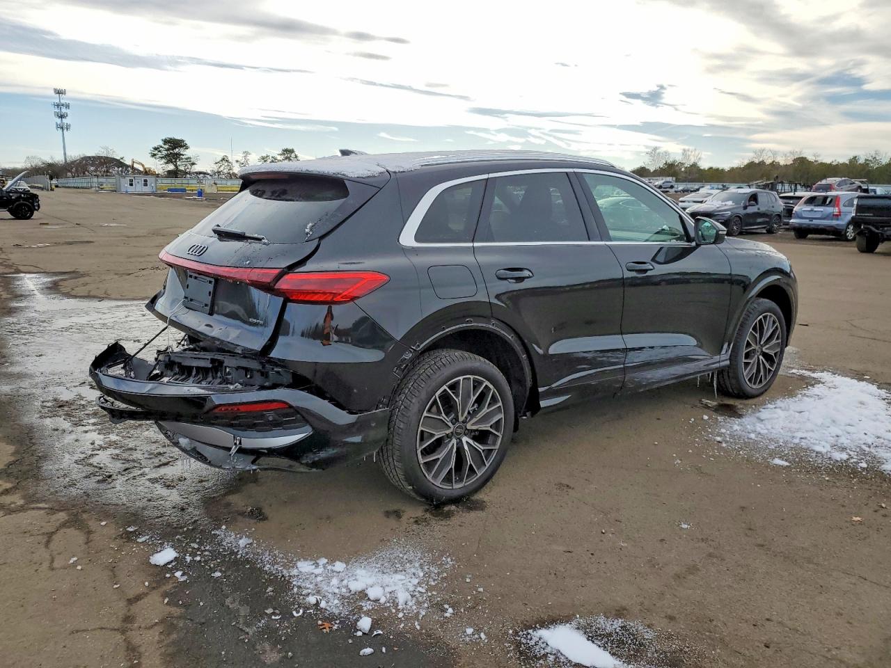 2025 AUDI Q5 quattro Premium Plus