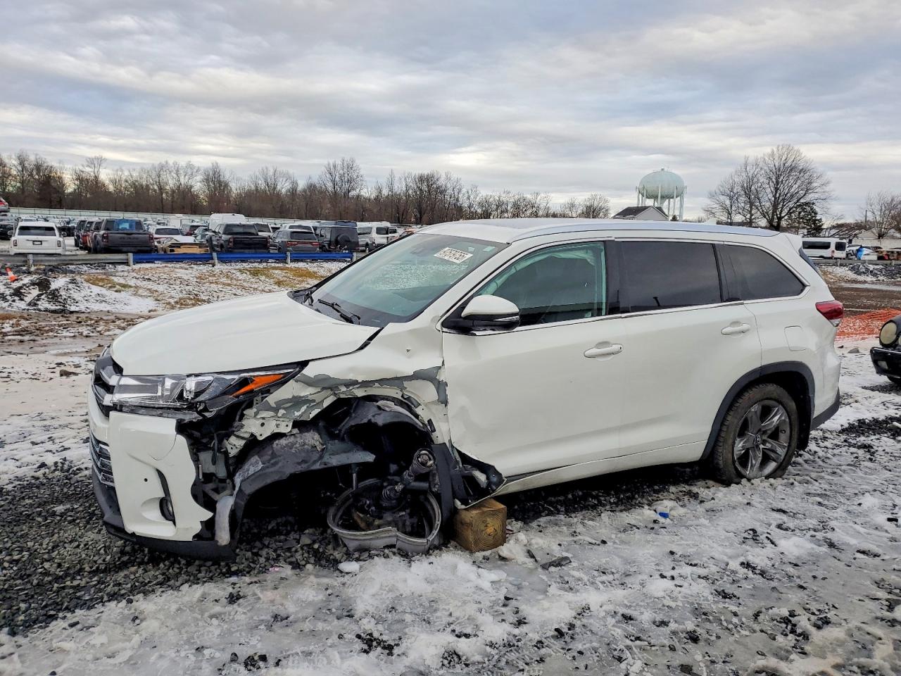 2018 TOYOTA HIGHLANDER