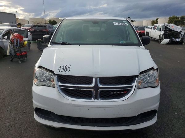 2019 DODGE GRAND CARAVAN SE