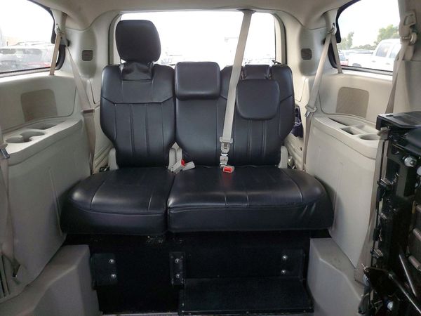 2019 DODGE GRAND CARAVAN SE