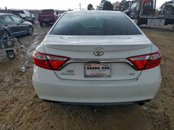 2017 TOYOTA CAMRY