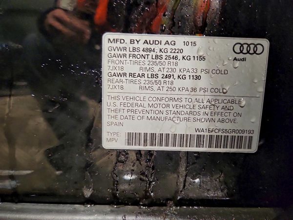 2016 AUDI Q3