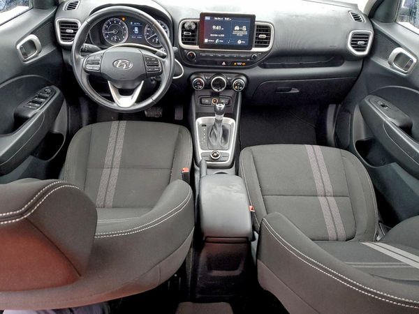 2022 HYUNDAI VENUE SEL & Limited