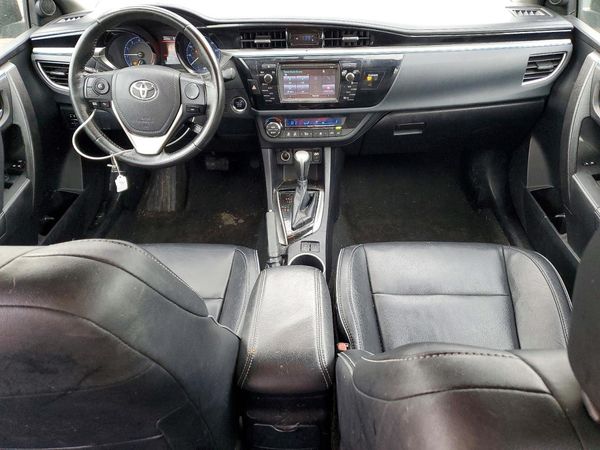 2015 TOYOTA COROLLA