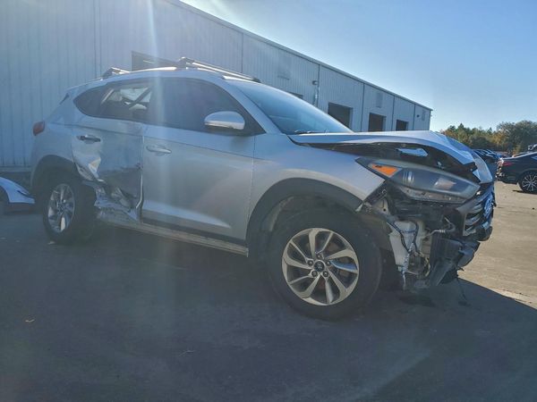 2016 HYUNDAI TUCSON — Passenger 3/4