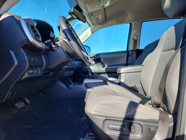 2021 TOYOTA TACOMA SR5
