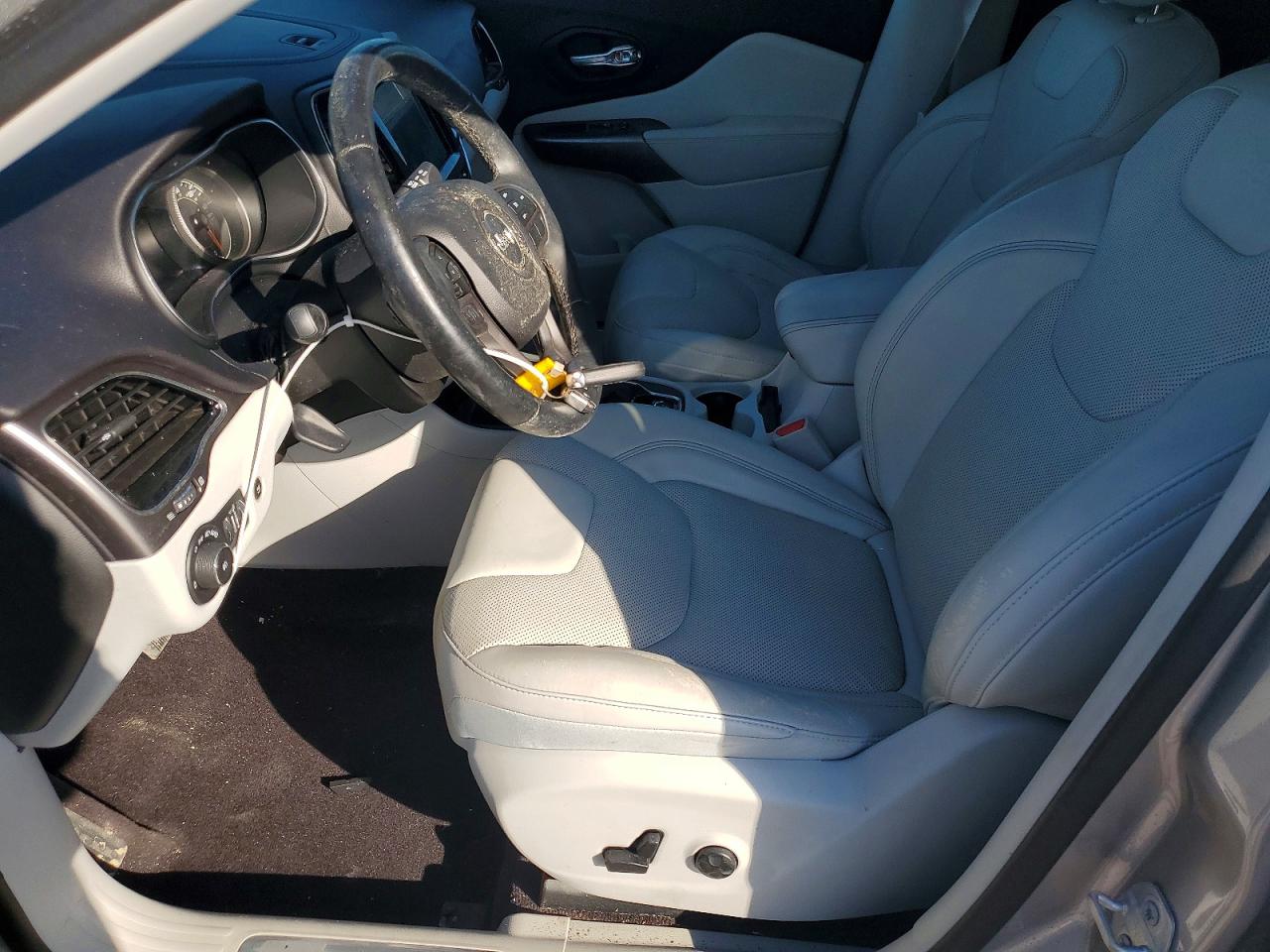 2019 JEEP CHEROKEE LIMITED FWD
