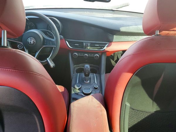 2019 ALFA ROMEO GIULIA RWD