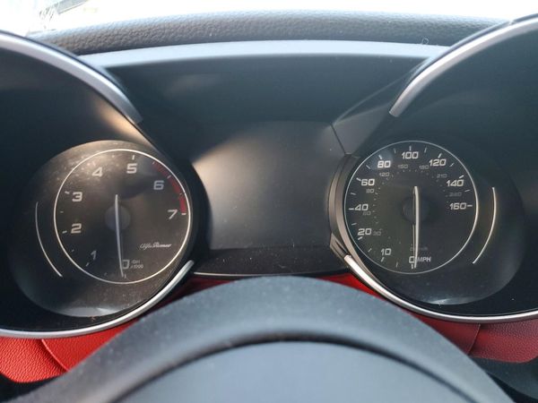 2019 ALFA ROMEO GIULIA RWD
