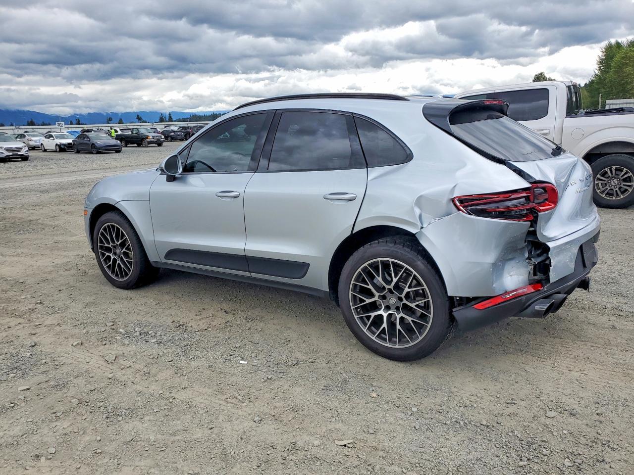 2018 PORSCHE MACAN Macan S