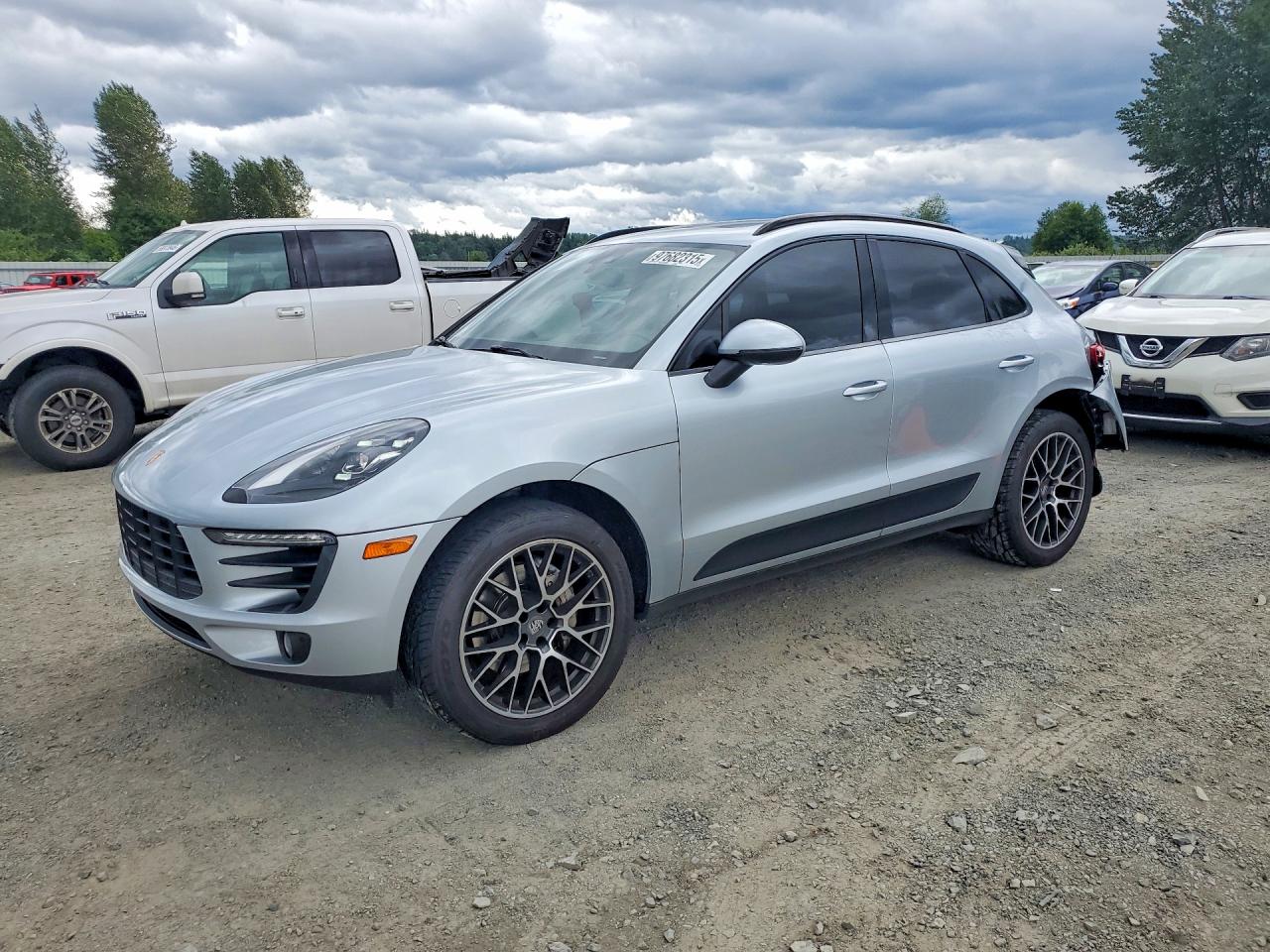 2018 PORSCHE MACAN Macan S