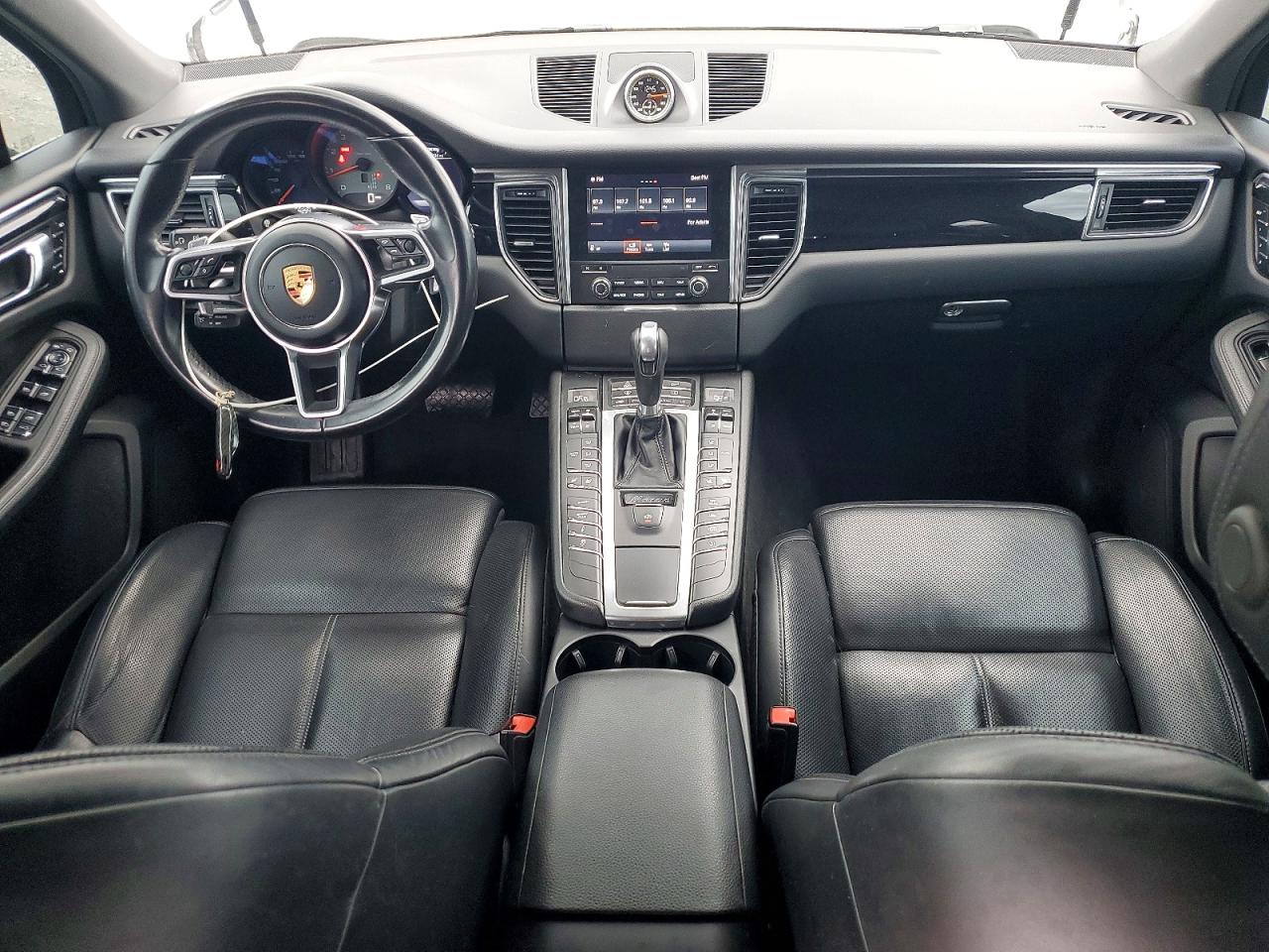 2018 PORSCHE MACAN Macan S