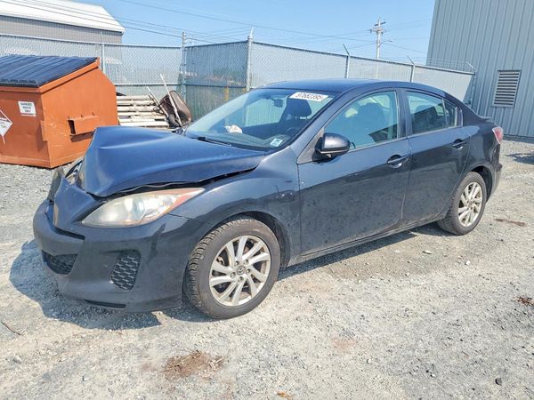 2013 MAZDA 3 Touring/GS