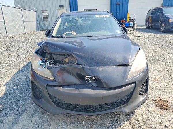 2013 MAZDA 3 Touring/GS