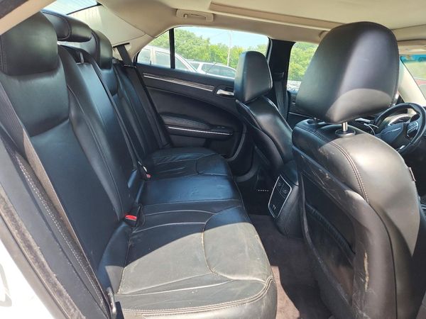 2016 CHRYSLER 300