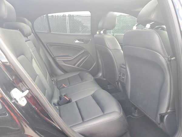 2017 MERCEDES-BENZ GLA GLA250