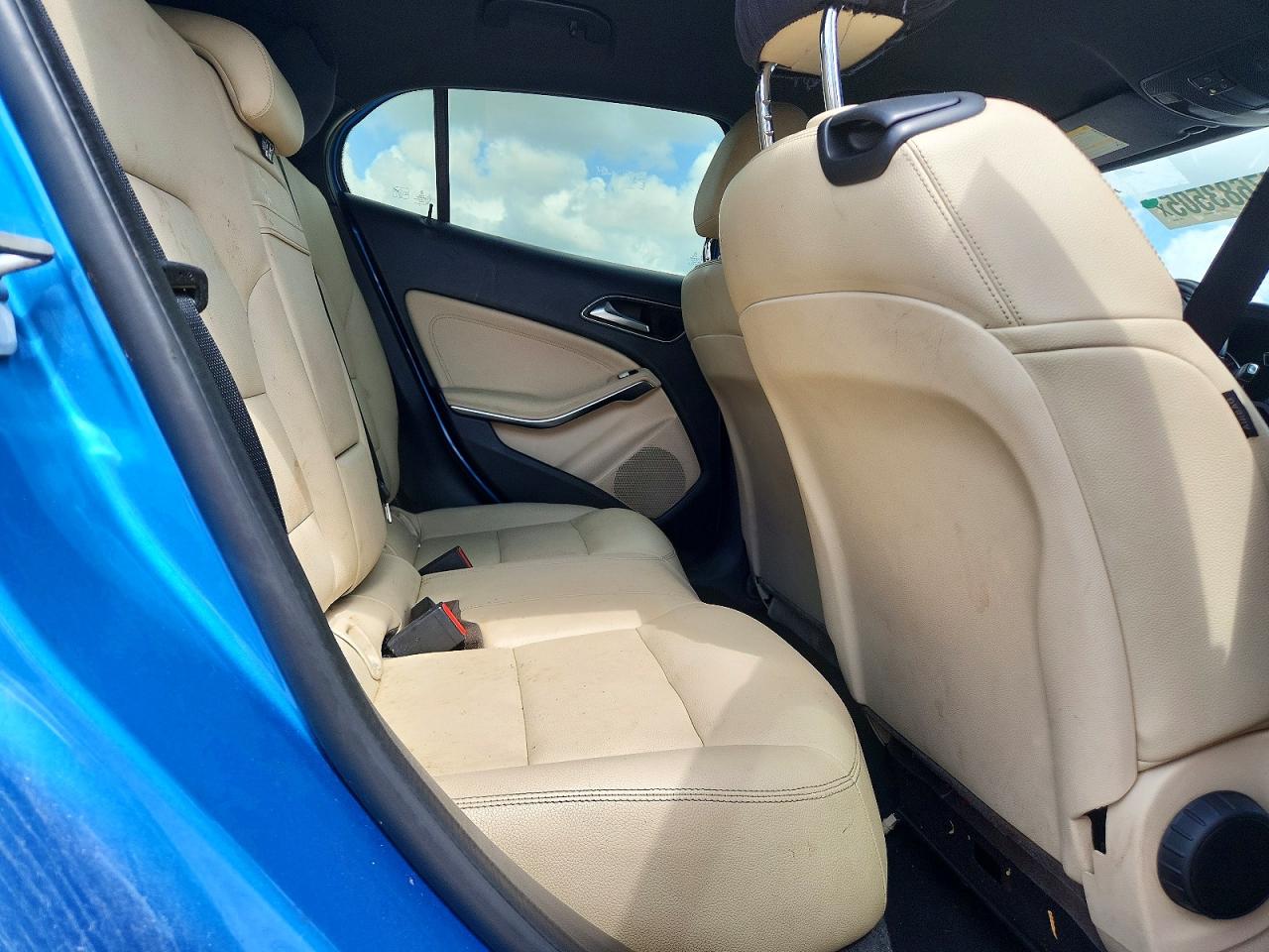2016 MERCEDES-BENZ GLA GLA250