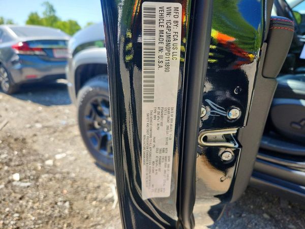 2023 JEEP CHEROKEE