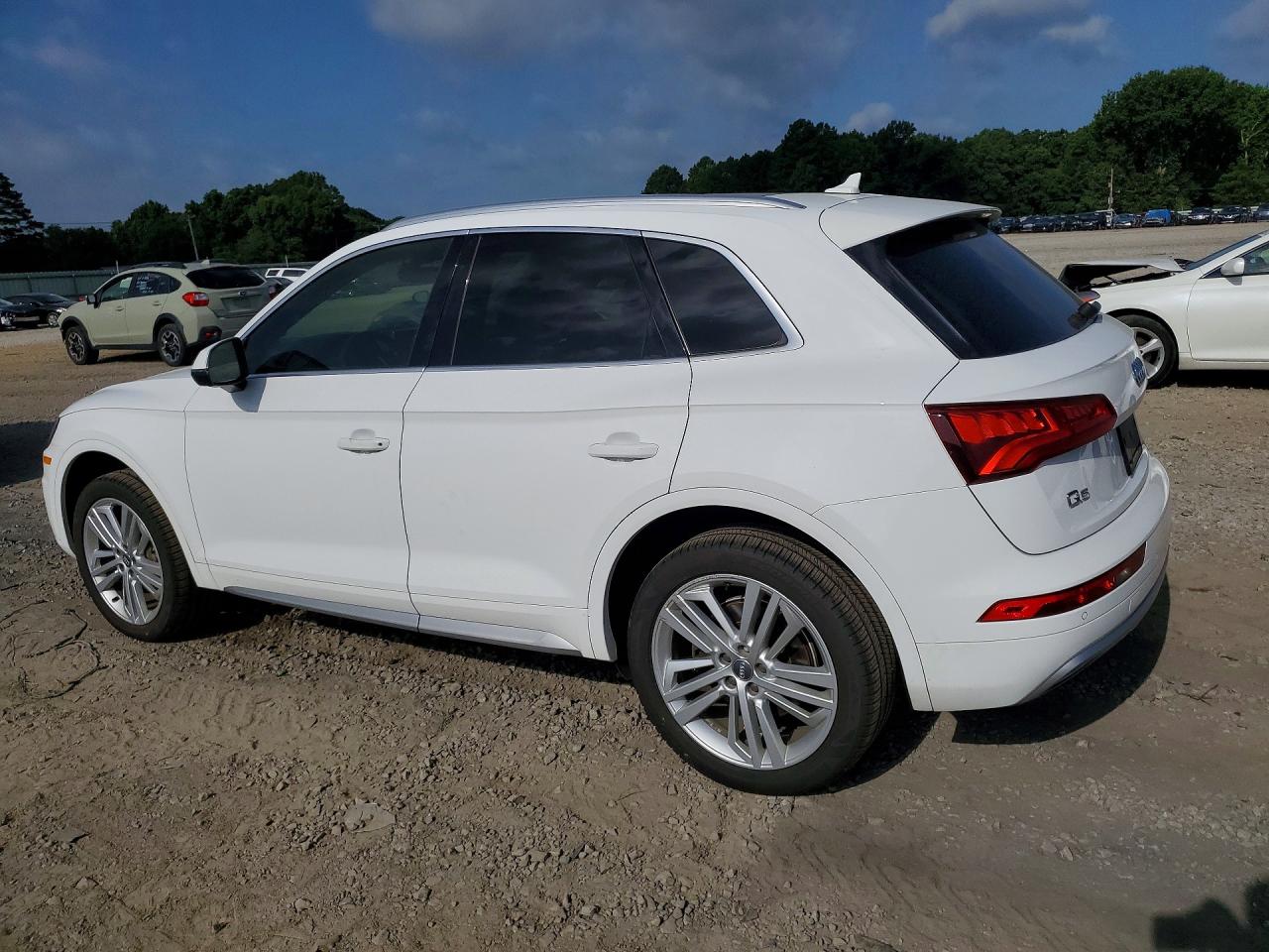 2018 AUDI Q5 quattro Prestige